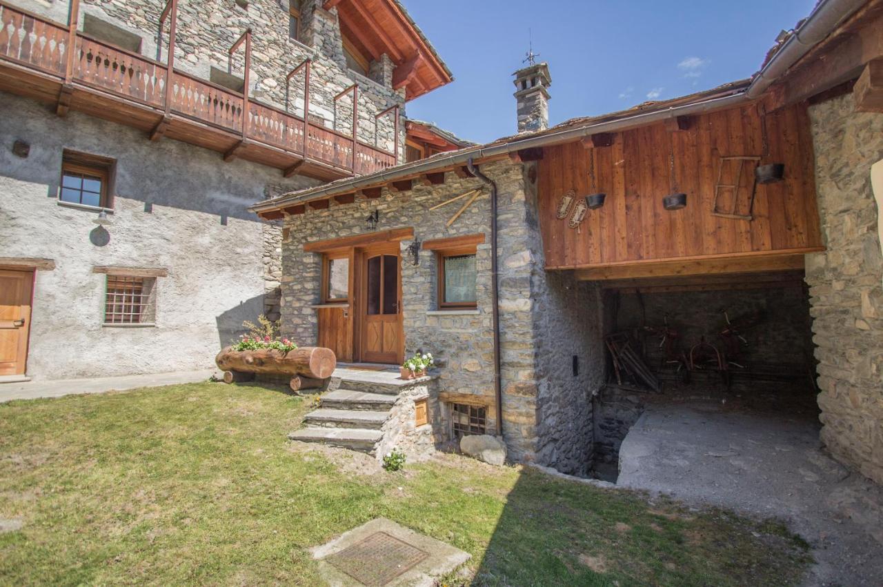 Vila La Grandze Allein Exteriér fotografie